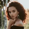 Isabelle Y.